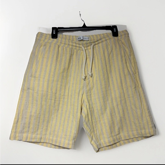 ZARA Men's Shorts Size L Striped Yellow Drawstring Beach Preppy Vacation Canvas - Picture 1 of 9